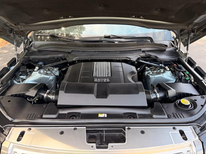 Land Rover Range Rover 3.0L V6 Supercharged HSE 2014