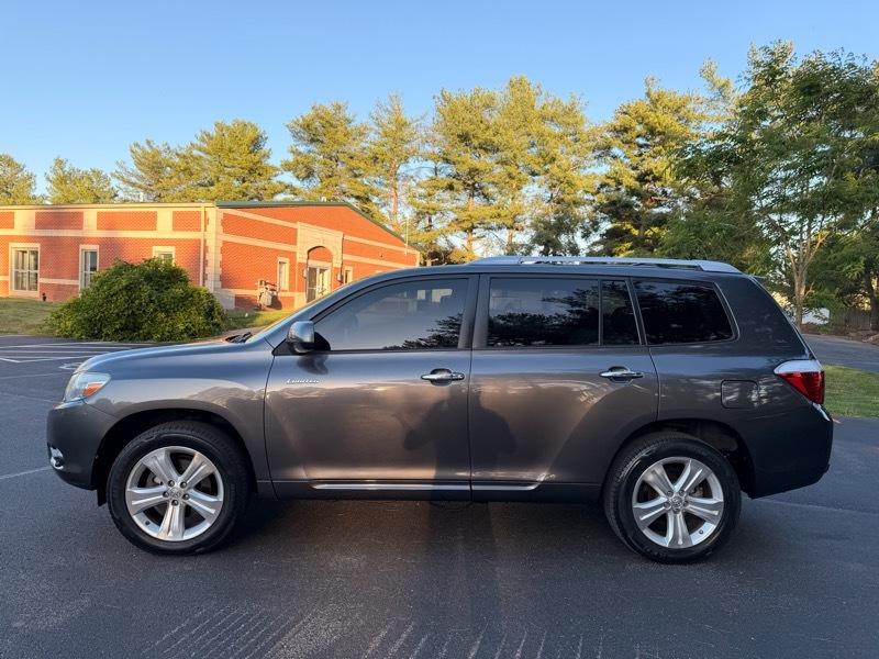 Toyota Highlander Limited 4WD 2010