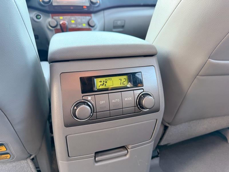 Toyota Highlander Limited 4WD 2010