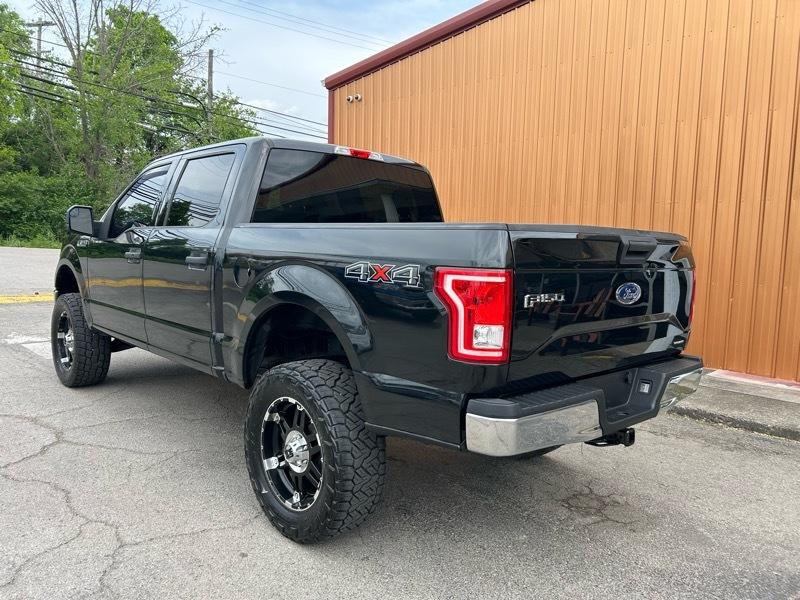 Ford F-150 XLT SuperCrew 5.5-ft. Bed 4WD 2015