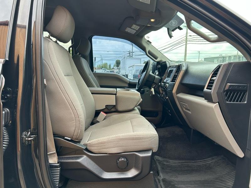 Ford F-150 XLT SuperCrew 5.5-ft. Bed 4WD 2015