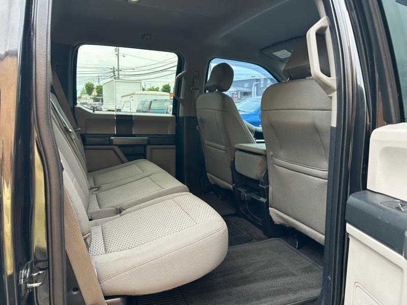 Ford F-150 XLT SuperCrew 5.5-ft. Bed 4WD 2015