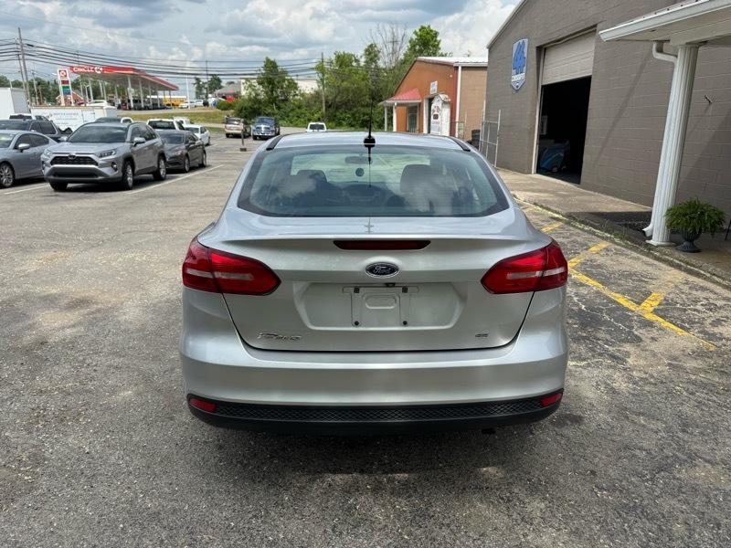 Ford Focus SE Sedan 2018