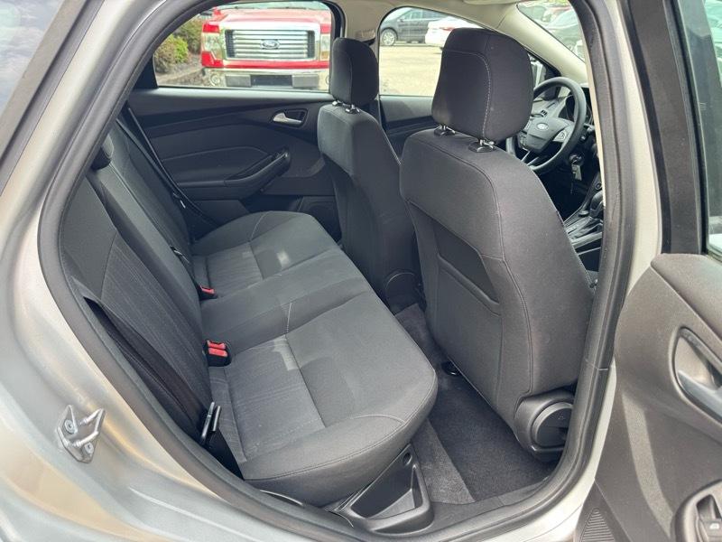 Ford Focus SE Sedan 2018