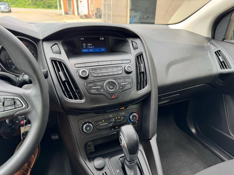 Ford Focus SE Sedan 2018