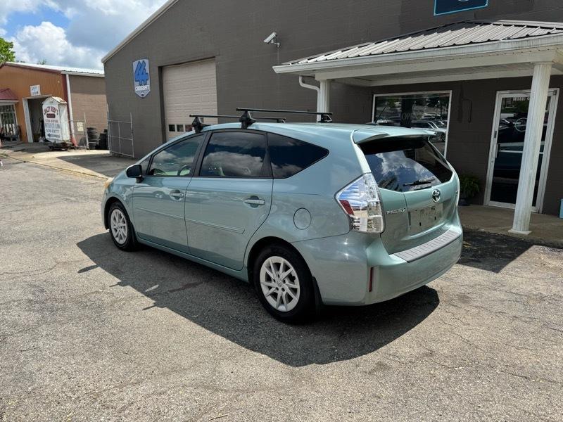 Toyota Prius V Three 2014