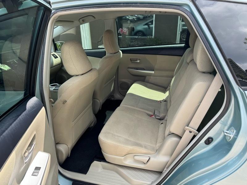 Toyota Prius V Three 2014