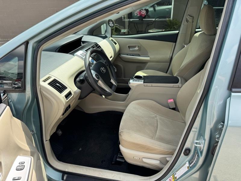 Toyota Prius V Three 2014