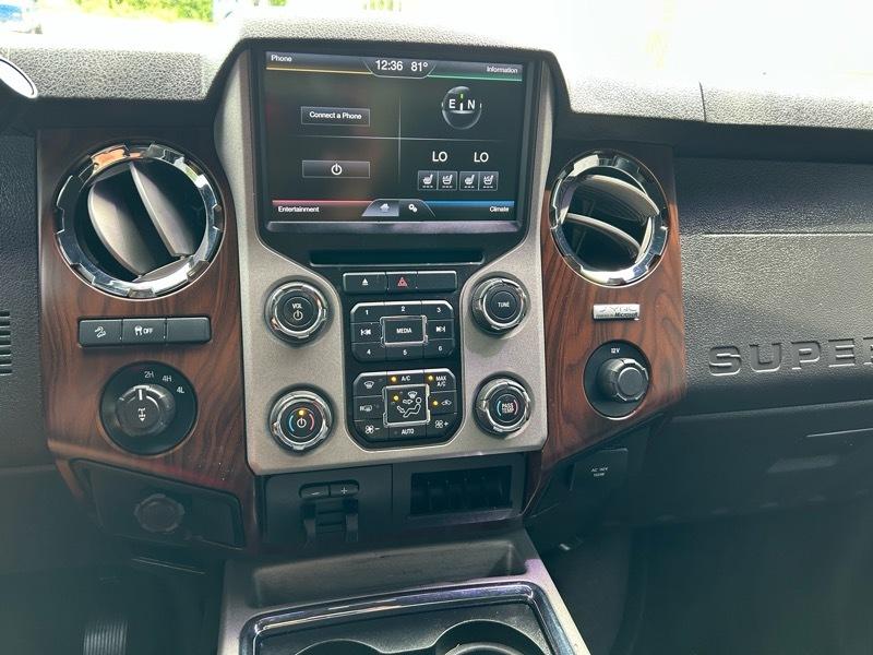 Ford F-250 SD Lariat Crew Cab 4WD 2013