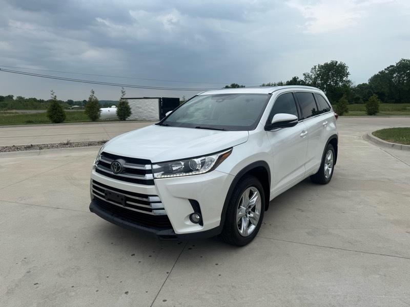 Toyota Highlander Limited AWD V6 2017