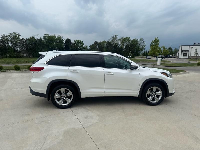 Toyota Highlander Limited AWD V6 2017
