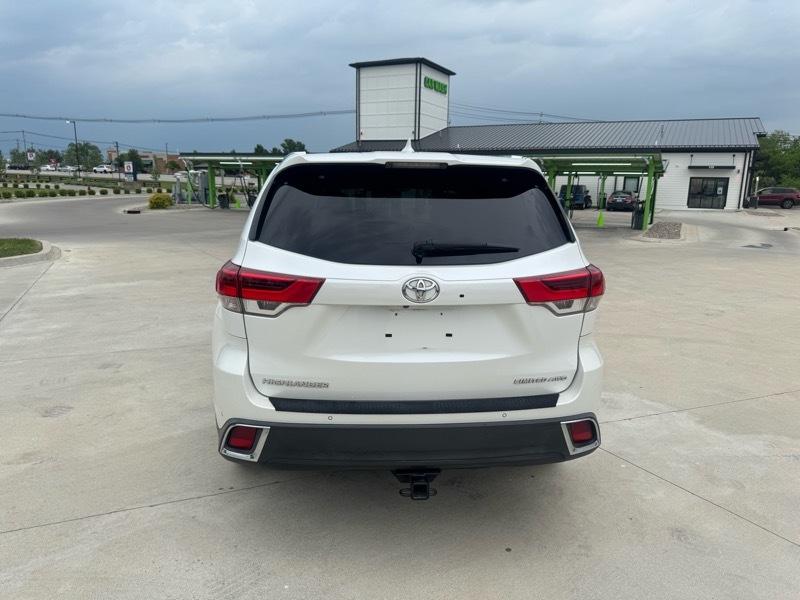 Toyota Highlander Limited AWD V6 2017