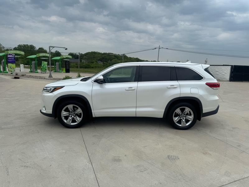 Toyota Highlander Limited AWD V6 2017