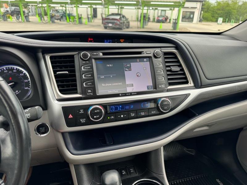 Toyota Highlander Limited AWD V6 2017