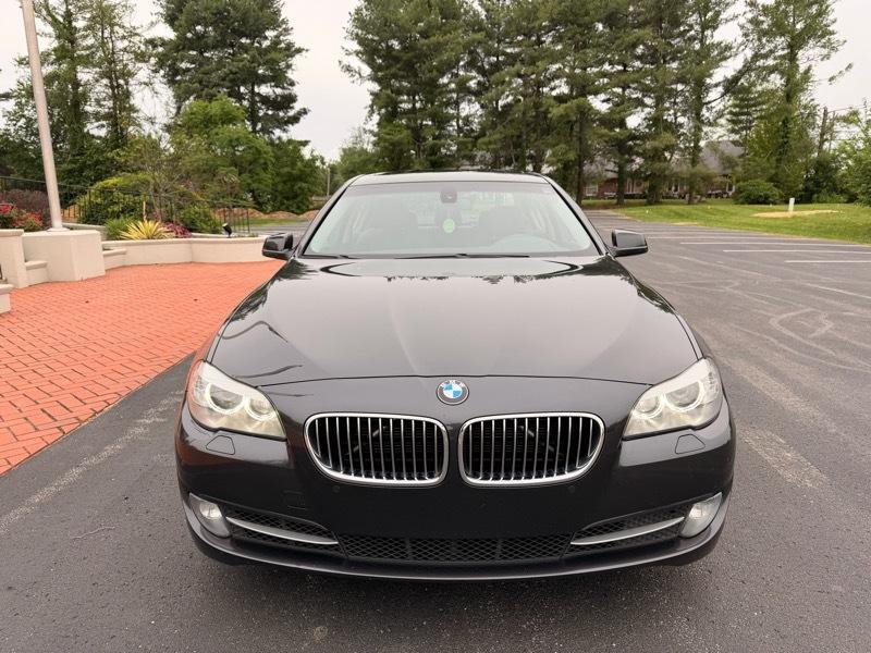 BMW 5-Series 528i xDrive 2012