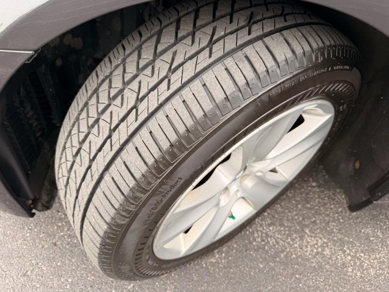 BMW 5-Series 528i xDrive 2012