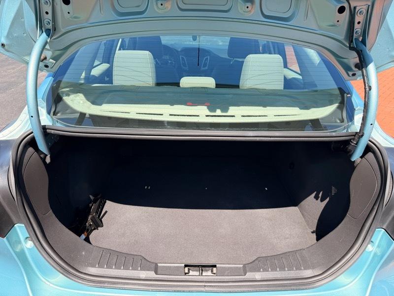 Ford Focus SE Sedan 2012