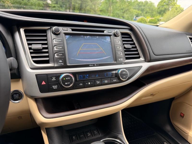 Toyota Highlander Limited AWD V6 2014