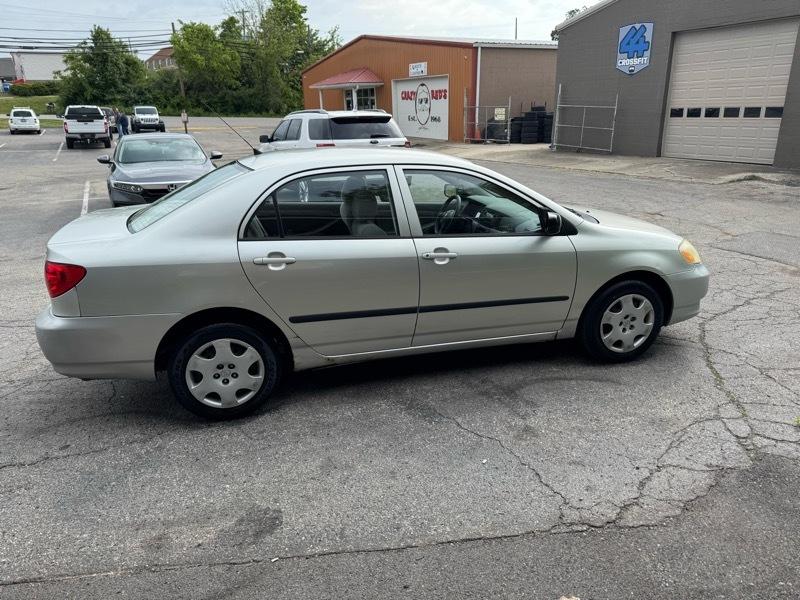 Toyota Corolla CE 2003
