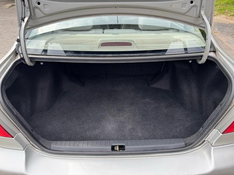 Toyota Corolla CE 2003