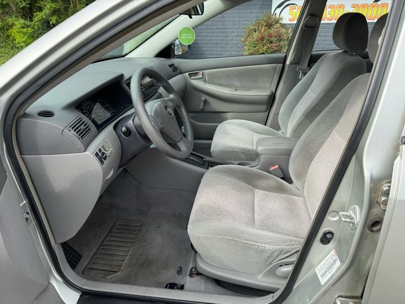 Toyota Corolla CE 2003