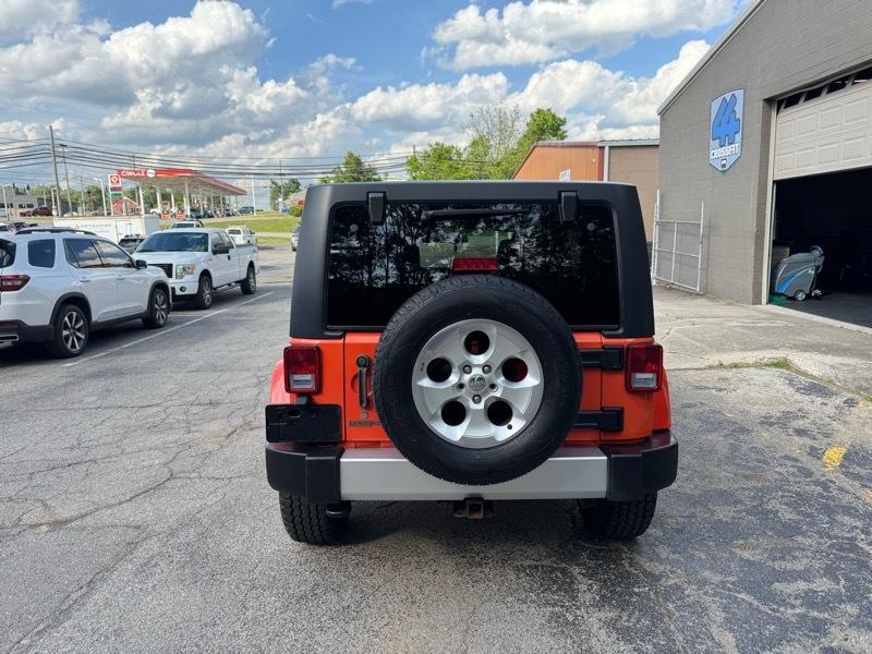Jeep Wrangler Unlimited Sahara 4WD 2015