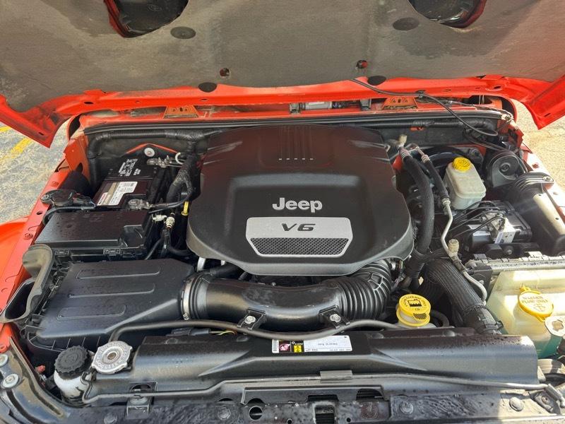 Jeep Wrangler Unlimited Sahara 4WD 2015