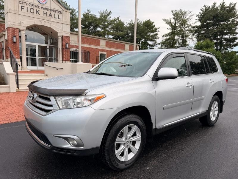 Toyota Highlander  2011