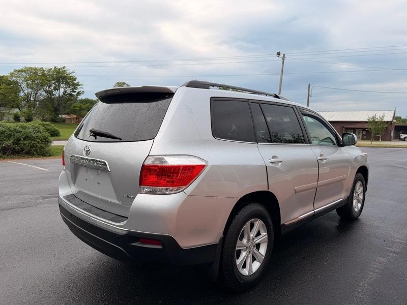 Toyota Highlander  2011