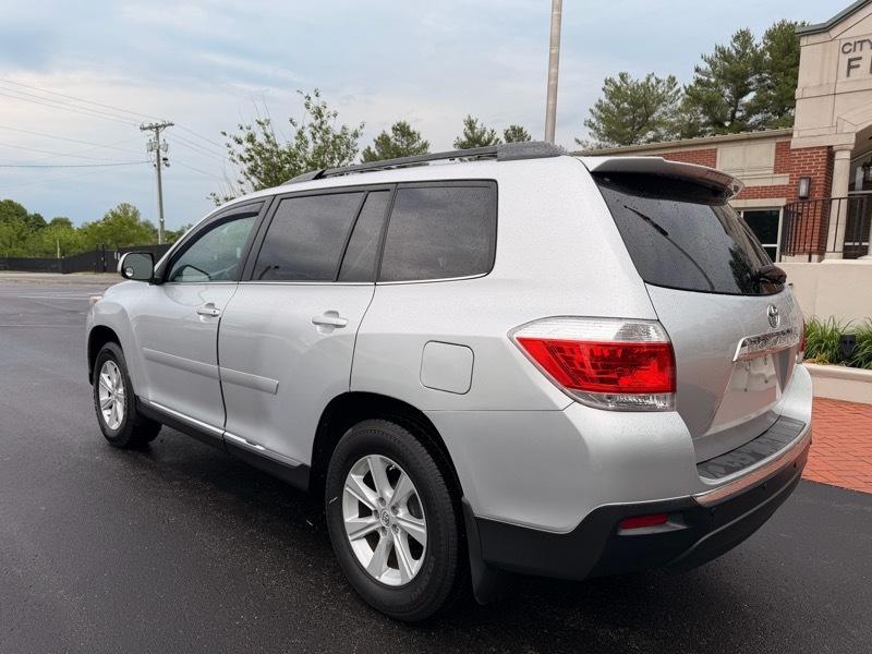 Toyota Highlander  2011