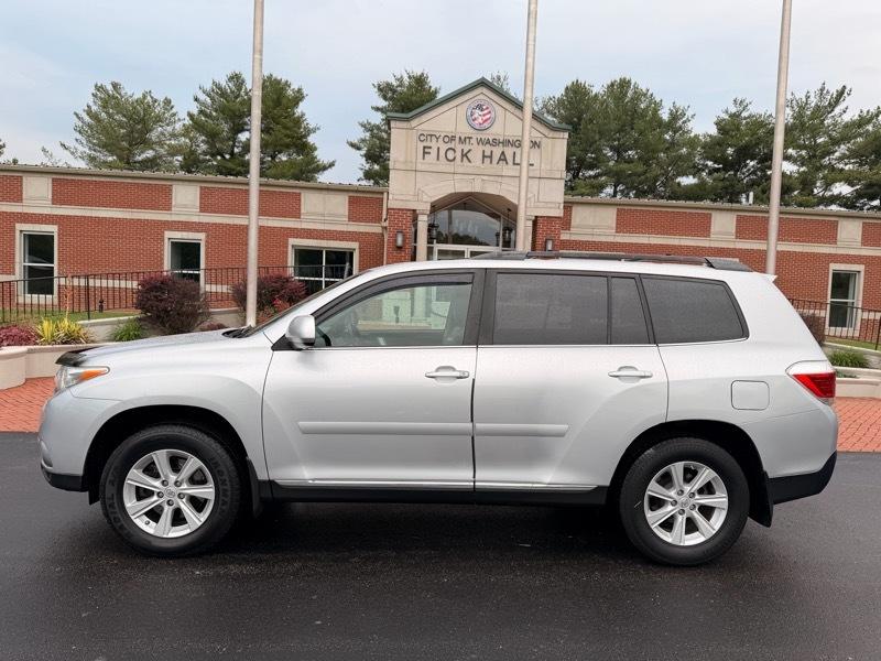 Toyota Highlander  2011
