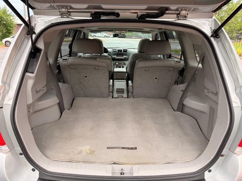 Toyota Highlander  2011