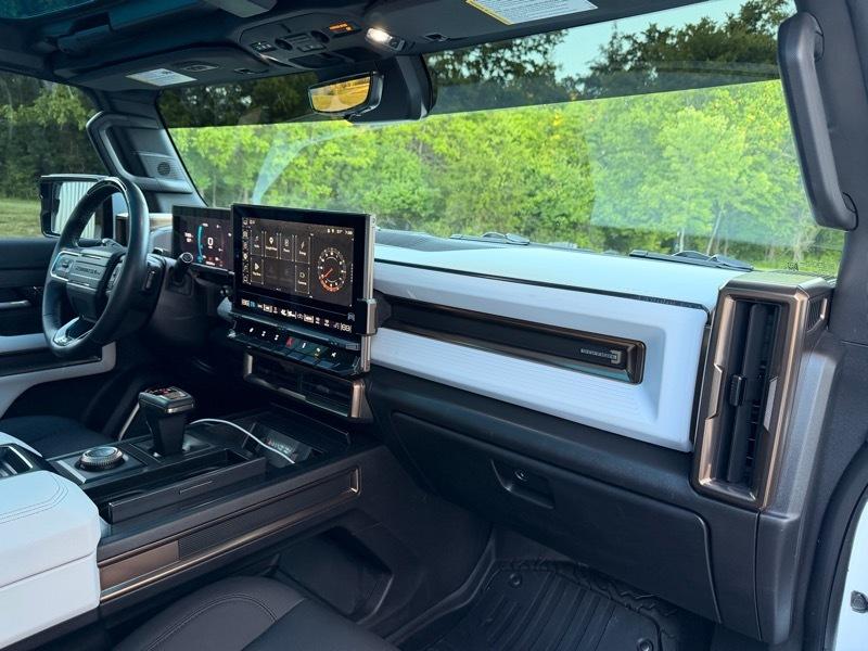 GMC HUMMER EV  2023