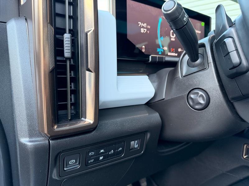 GMC HUMMER EV  2023