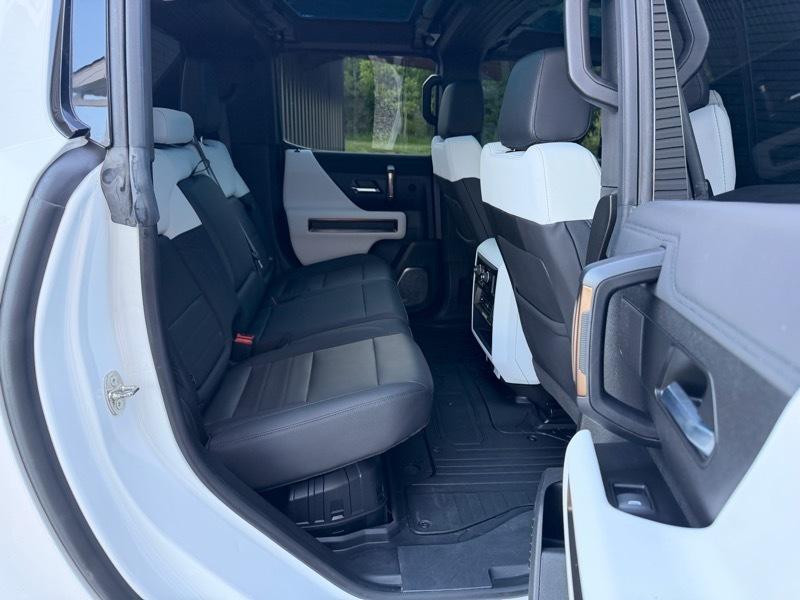 GMC HUMMER EV  2023