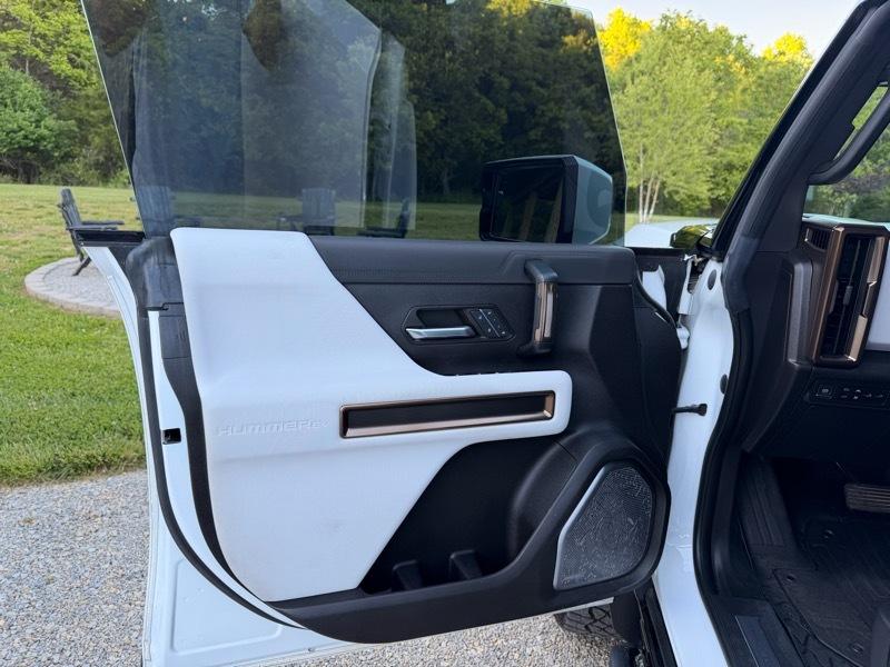 GMC HUMMER EV  2023