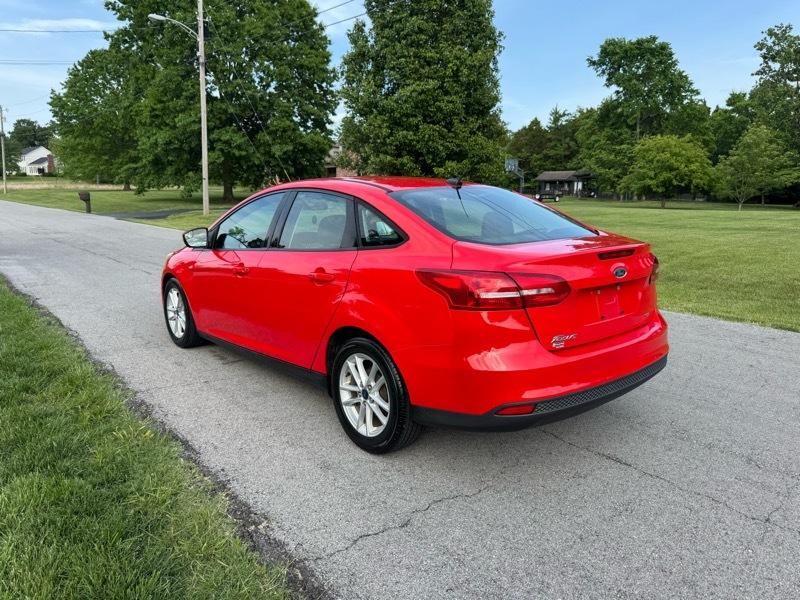 Ford Focus SE Sedan 2017