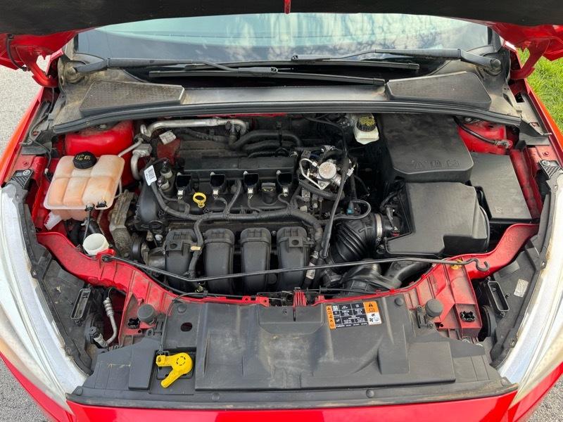 Ford Focus SE Sedan 2017