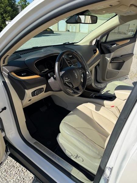 Lincoln MKC FWD 4dr Select 2015