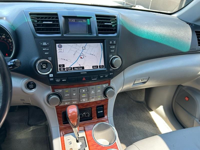 Toyota Highlander Limited 2WD 2008
