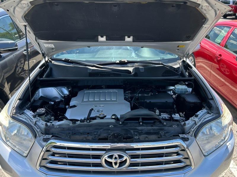 Toyota Highlander Limited 2WD 2008