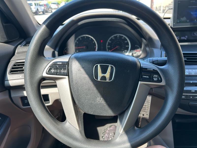 Honda Accord LX sedan AT 2010