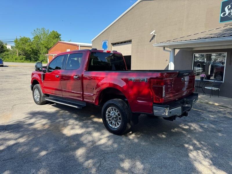 Ford F-250 SD XLT Crew Cab 4WD 2021