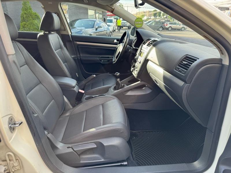 Volkswagen Jetta SE 2008