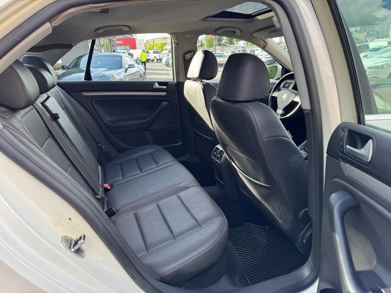 Volkswagen Jetta SE 2008