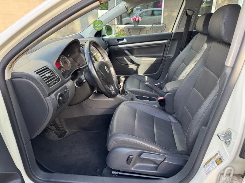 Volkswagen Jetta SE 2008
