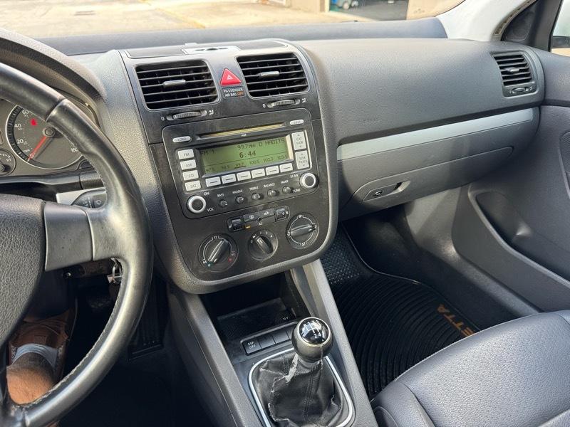 Volkswagen Jetta SE 2008