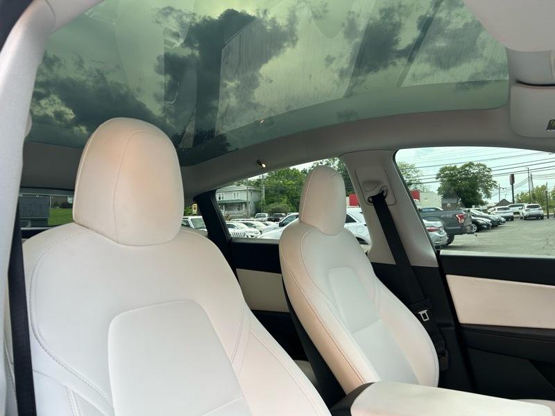 Tesla Model Y Performance 2021