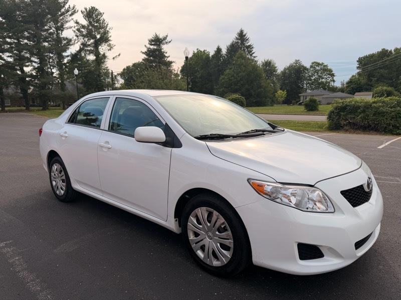 Toyota Corolla LE 4-Speed AT 2010