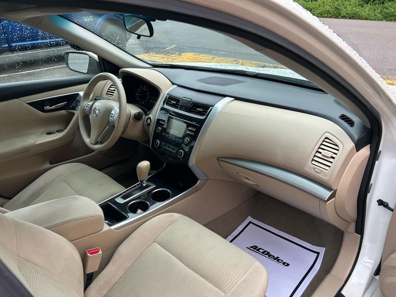 Nissan Altima 2.5 SL 2014